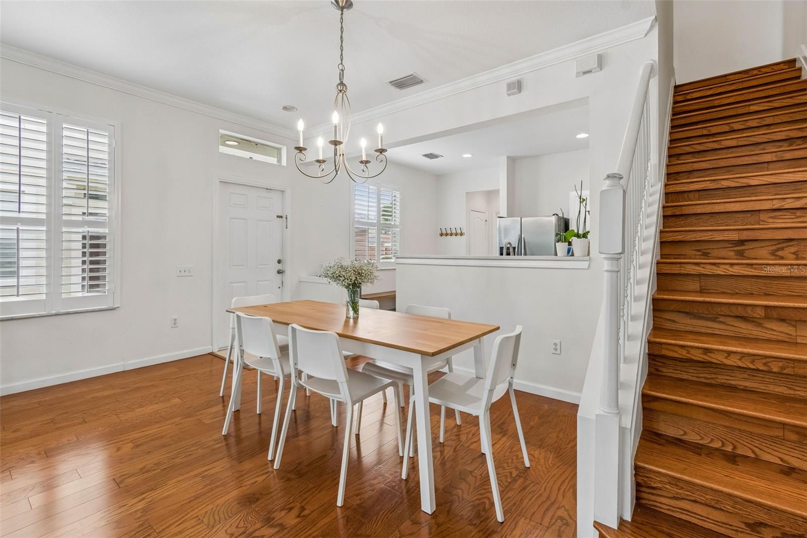 Image 7 of 46 For 26527 Castleview Way