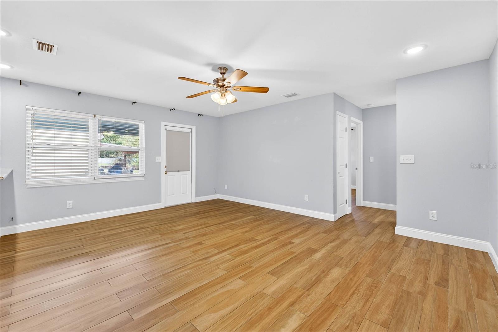 Image 11 of 50 For 1012 Adalee Street