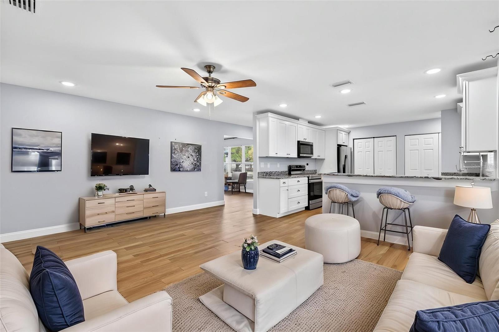 Image 14 of 50 For 1012 Adalee Street