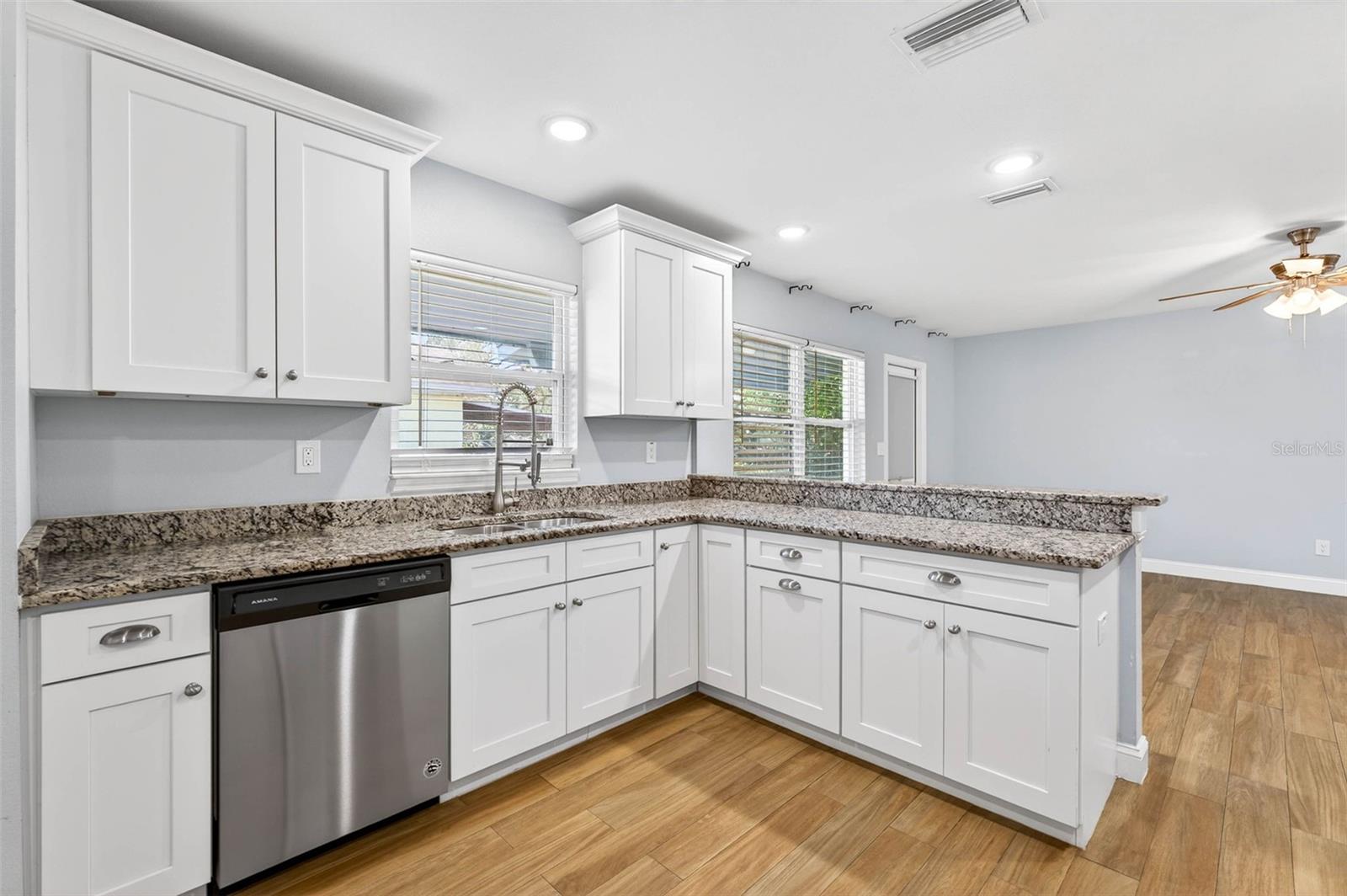 Image 18 of 50 For 1012 Adalee Street