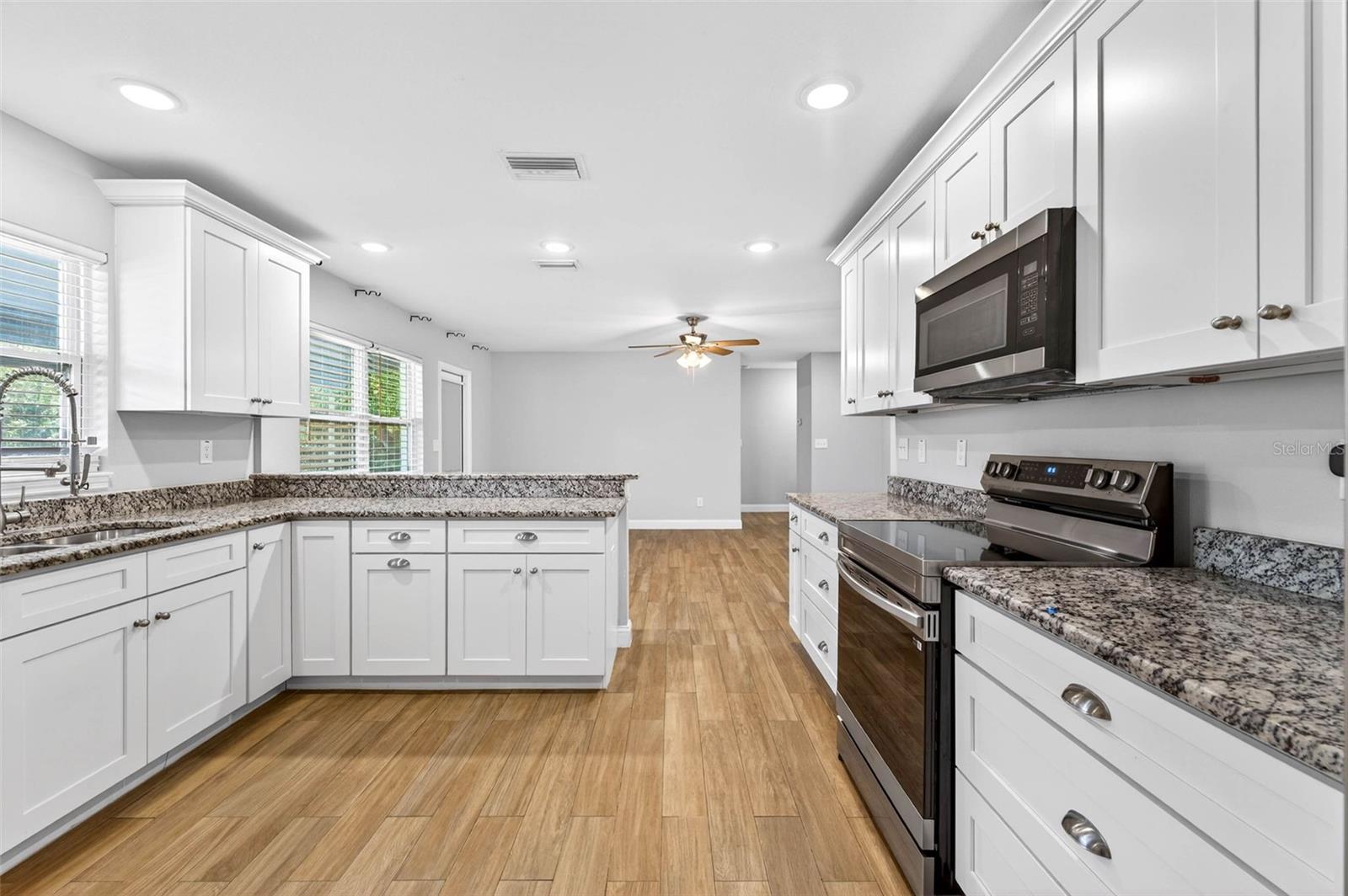 Image 19 of 50 For 1012 Adalee Street