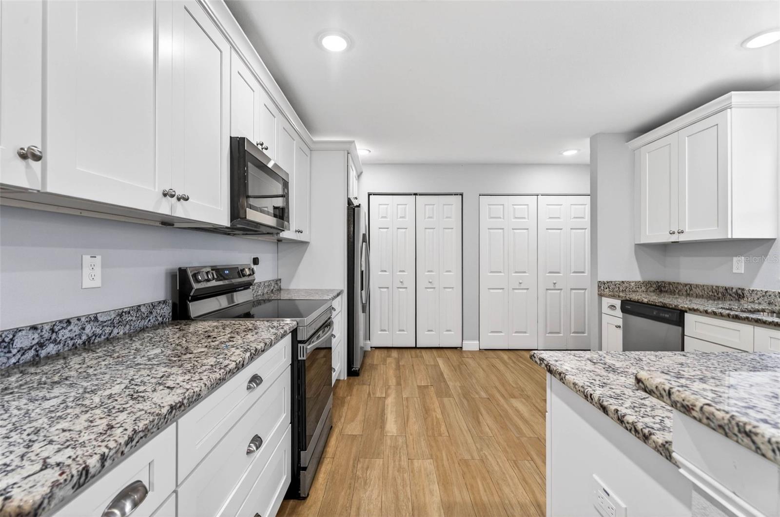 Image 22 of 50 For 1012 Adalee Street