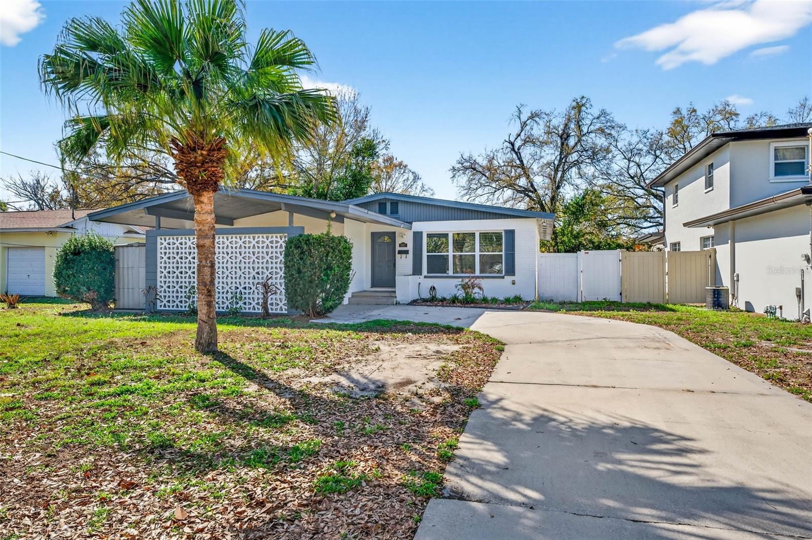 Image 3 of 50 For 1012 Adalee Street