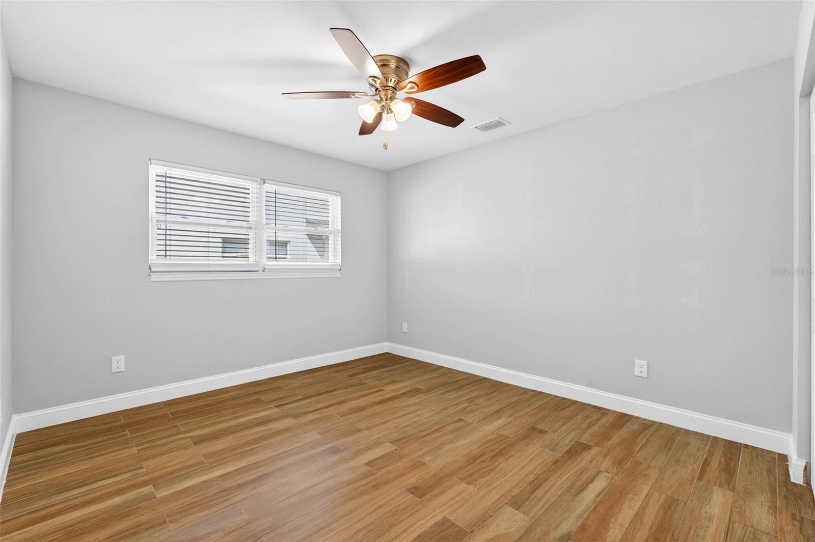 Image 31 of 50 For 1012 Adalee Street