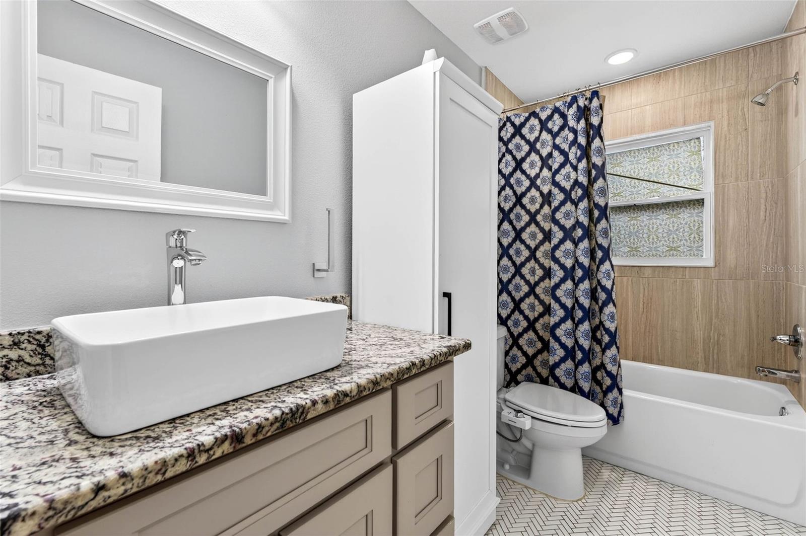 Image 35 of 50 For 1012 Adalee Street