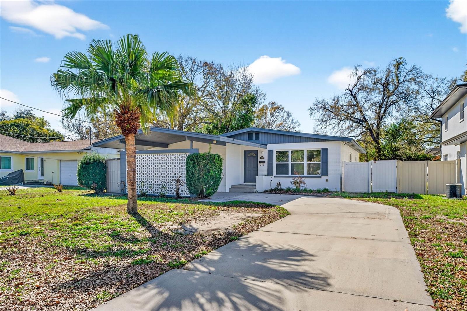 Image 4 of 50 For 1012 Adalee Street