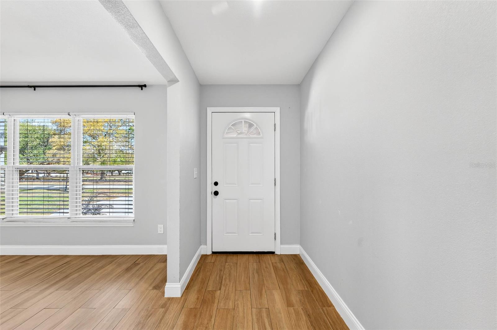 Image 7 of 50 For 1012 Adalee Street