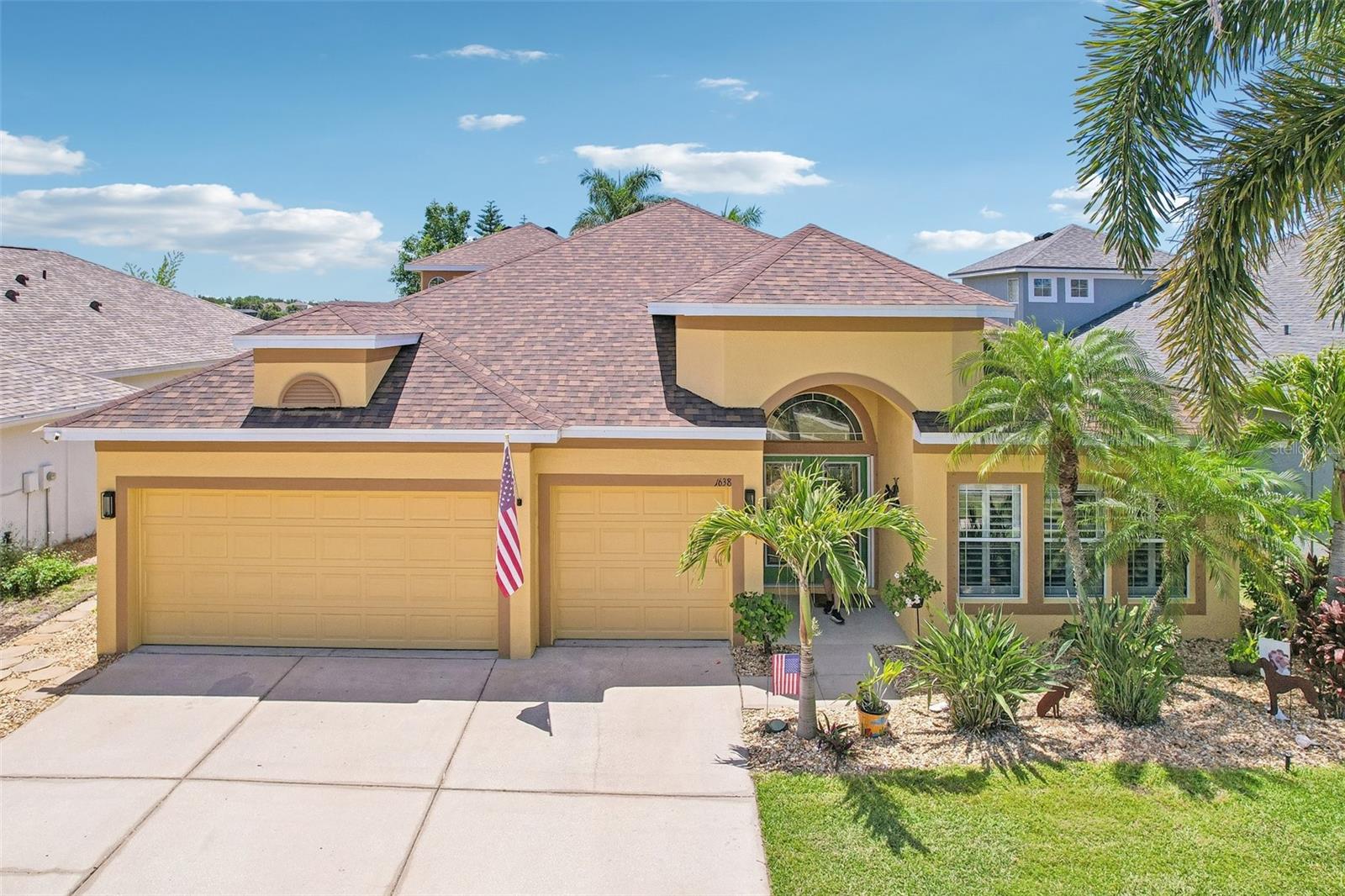 Image 4 of 70 For 1638 Mira Lago Circle