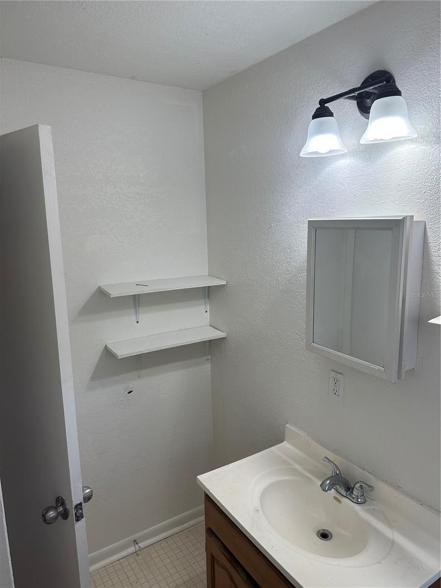 Image 17 of 23 For 1203 Annie Street