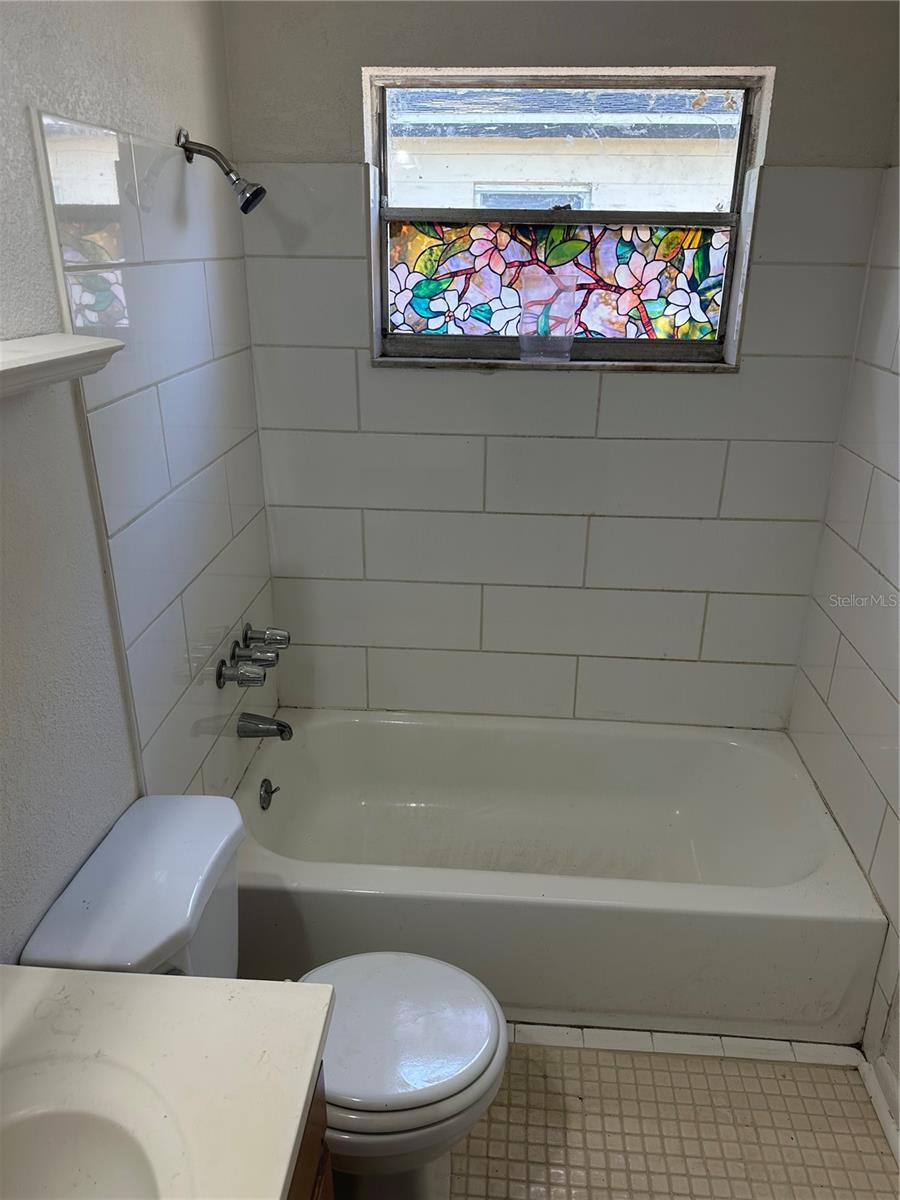 Image 18 of 23 For 1203 Annie Street