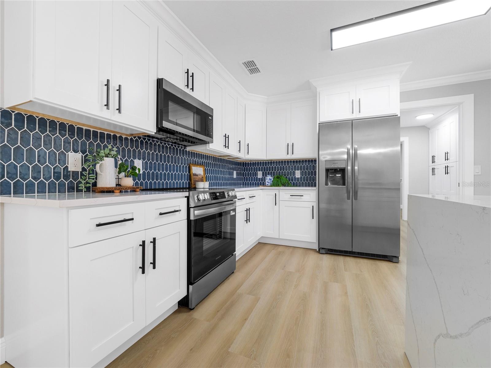 Image 13 of 42 For 11315 Carrollwood Estates Drive