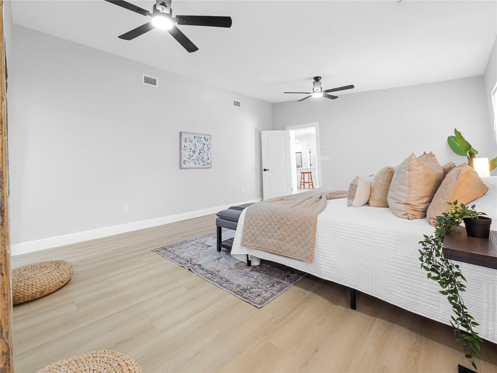 Image 22 of 42 For 11315 Carrollwood Estates Drive