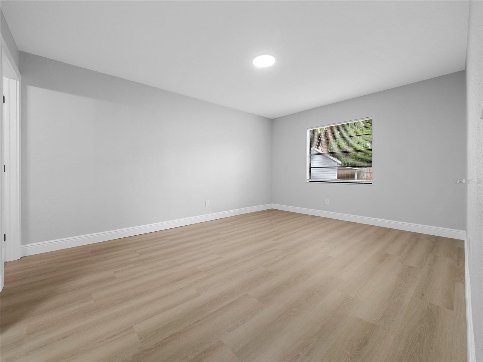 Image 27 of 42 For 11315 Carrollwood Estates Drive