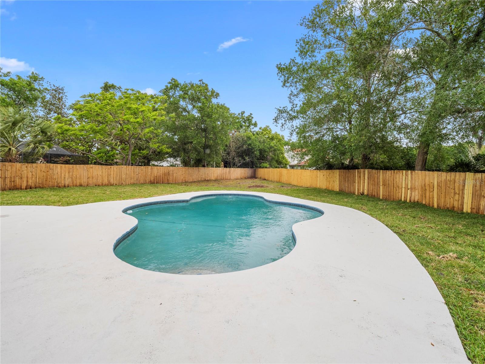 Image 38 of 42 For 11315 Carrollwood Estates Drive