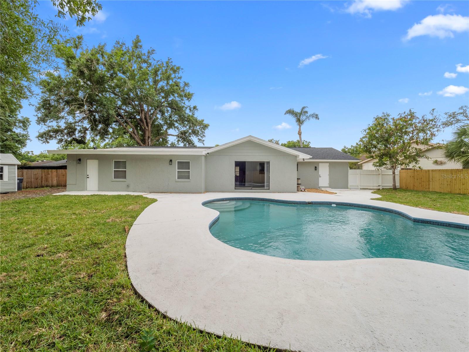 Image 39 of 42 For 11315 Carrollwood Estates Drive