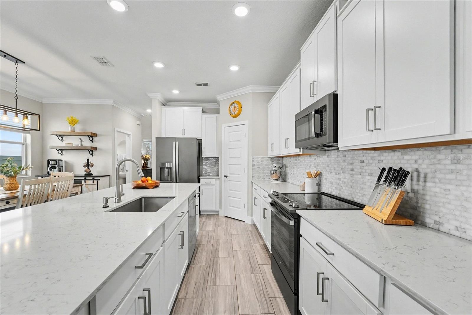 Image 8 of 49 For 9625 Wild Begonia Loop