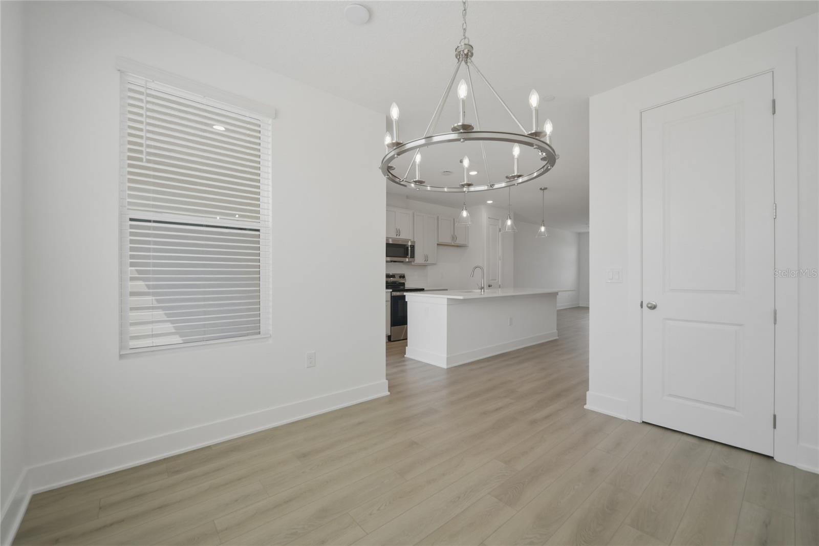 Image 19 of 33 For 15267 Hamlin Park Drive