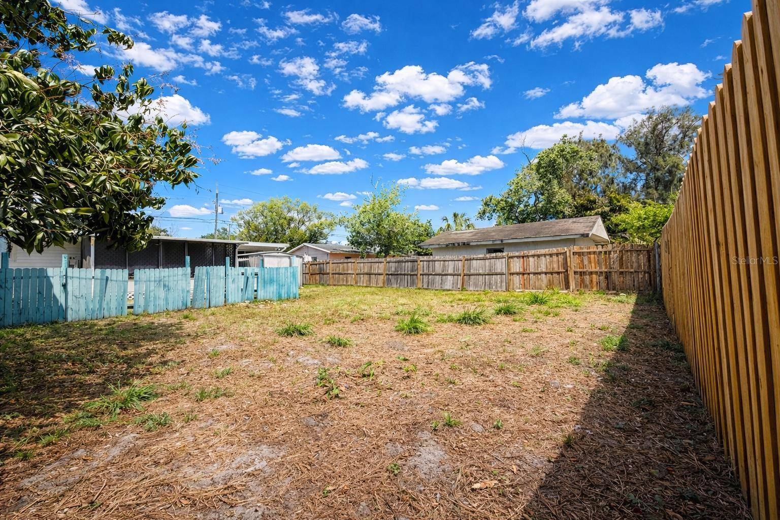 Image 18 of 19 For 7018 54th Avenue N