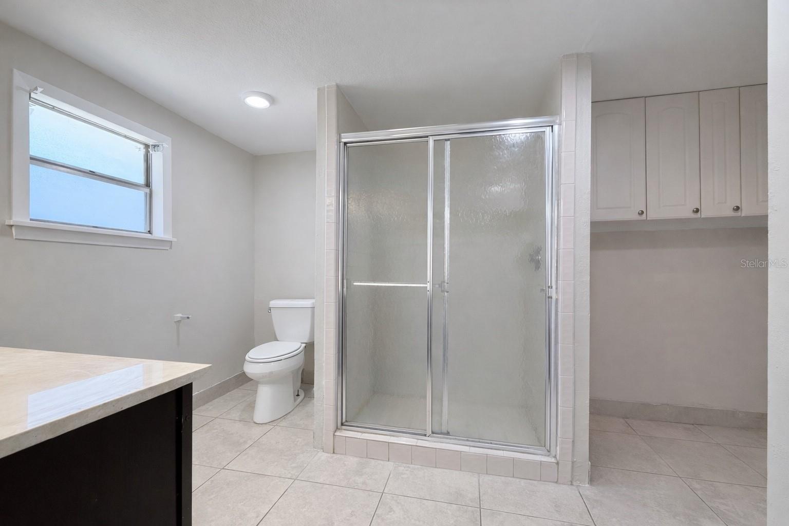 Image 4 of 19 For 7018 54th Avenue N