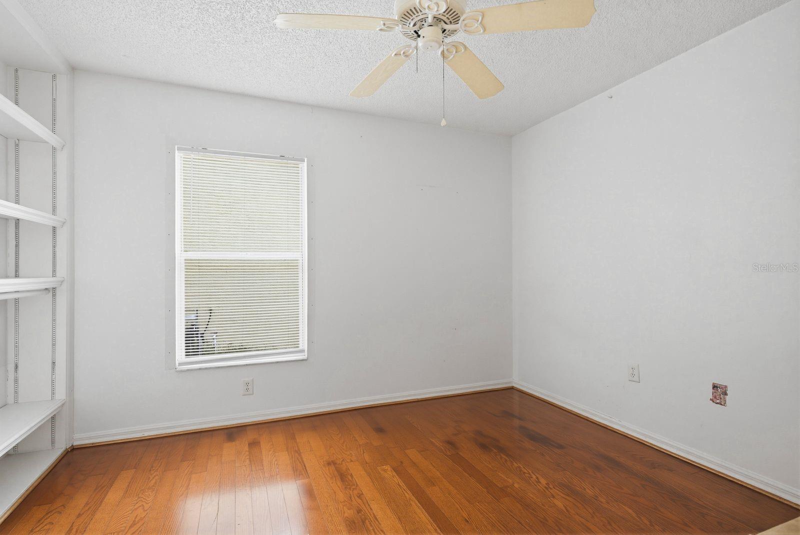 Image 24 of 42 For 7050 Woodibis Drive