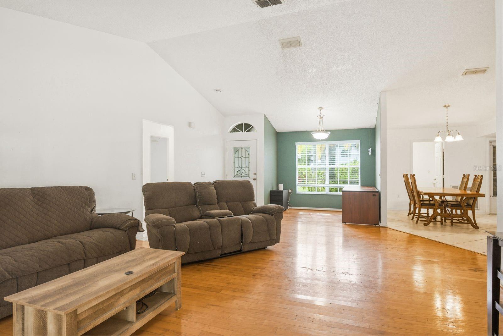 Image 9 of 42 For 7050 Woodibis Drive