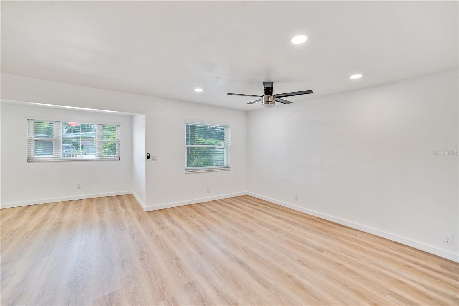 Image 7 of 34 For 4413 Rogers Avenue