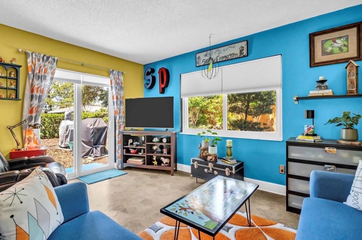 Image 18 of 46 For 2159 Barcelona Way S