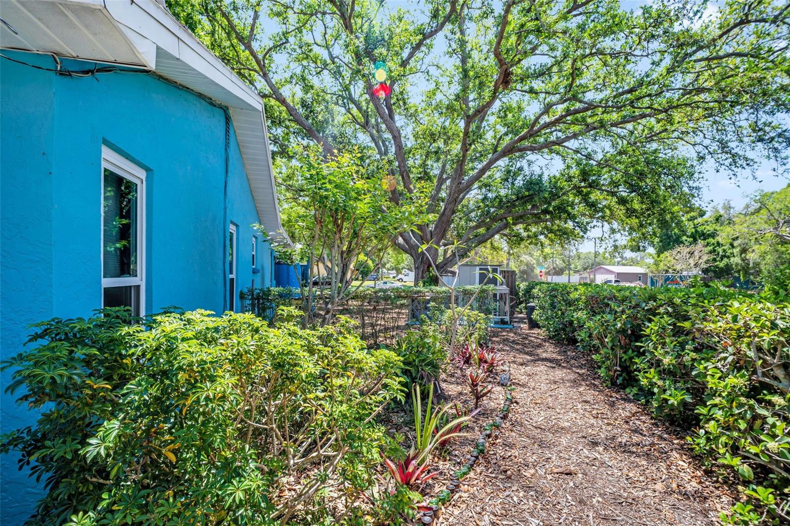 Image 39 of 46 For 2159 Barcelona Way S