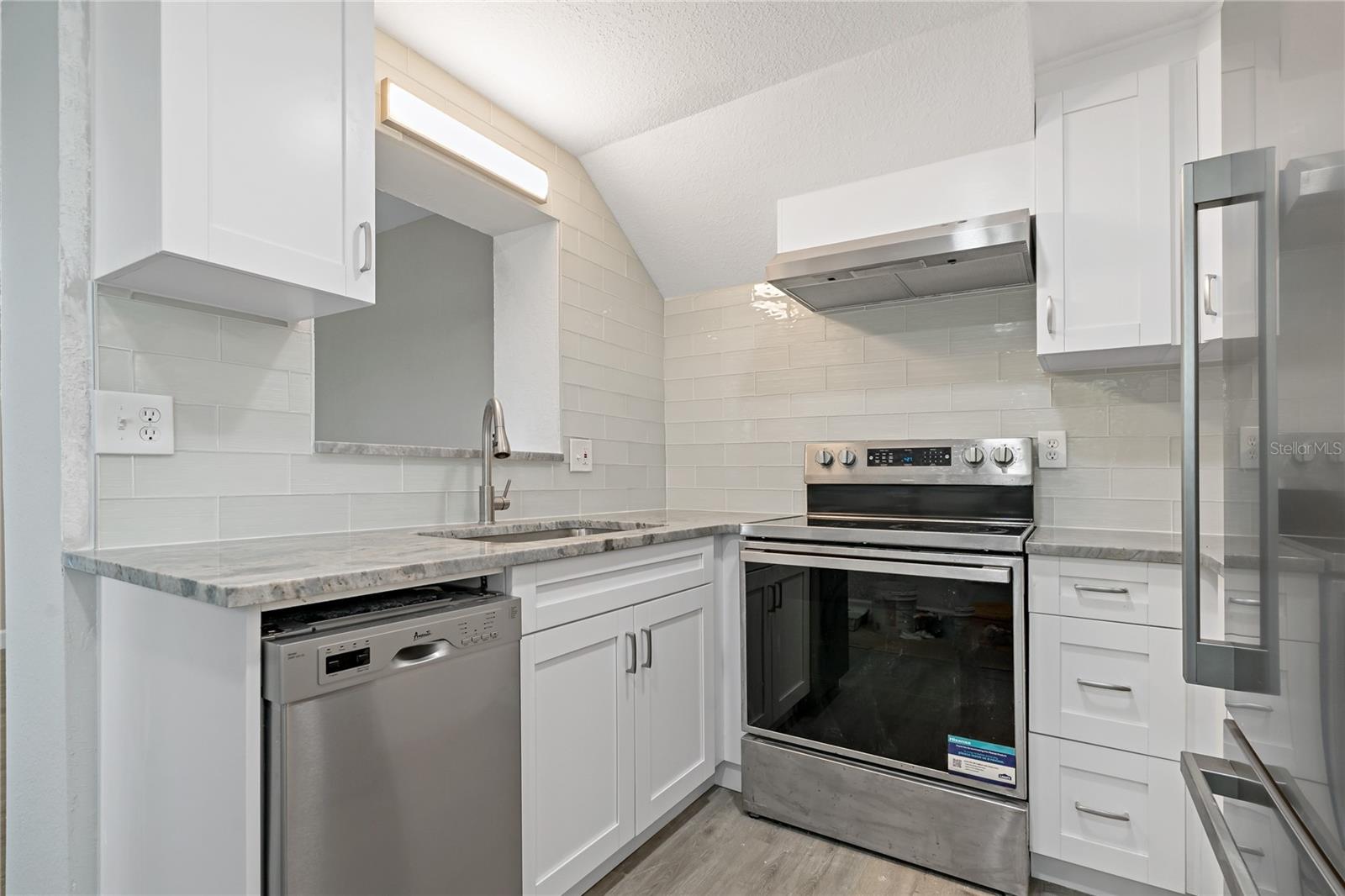 Image 10 of 32 For 8441 Bayshore Drive