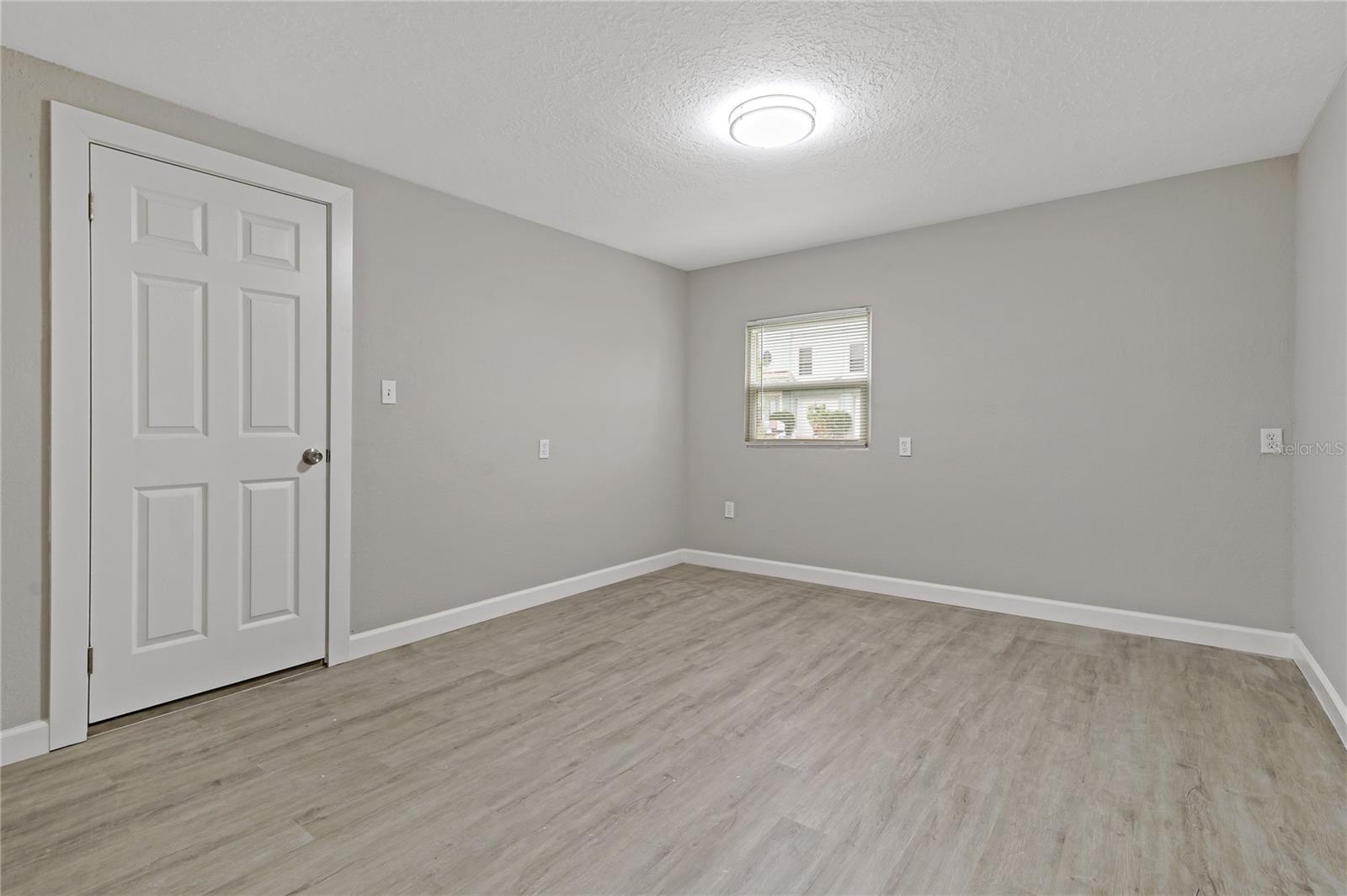 Image 16 of 32 For 8441 Bayshore Drive