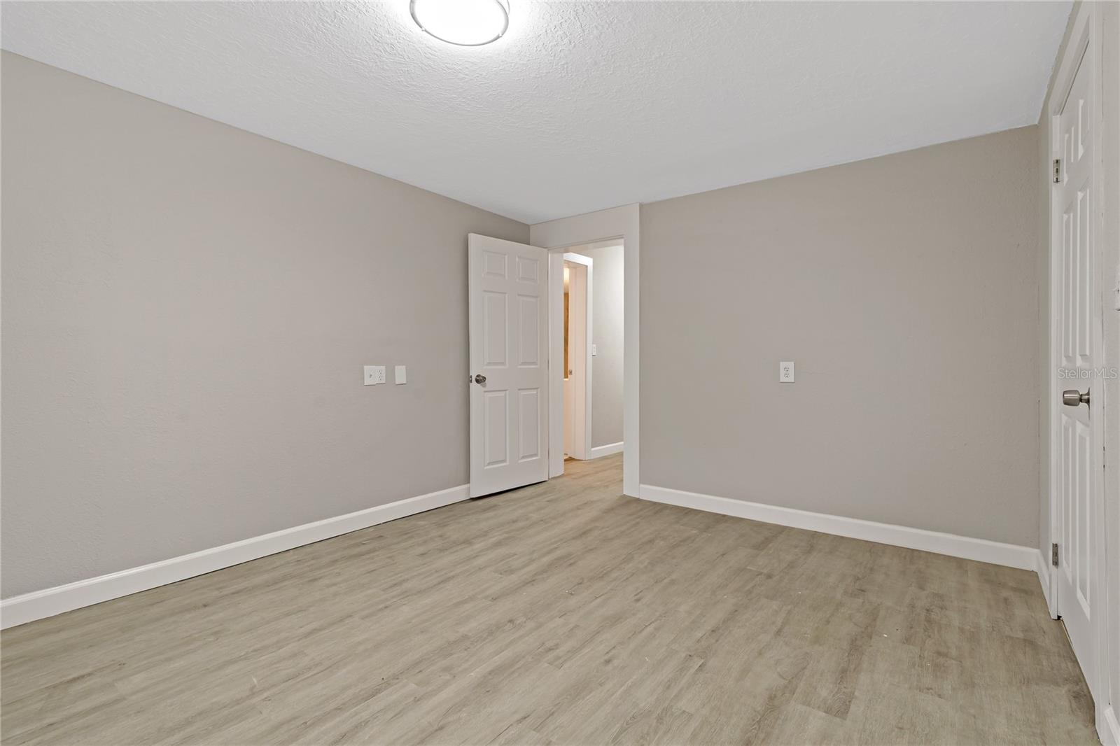 Image 17 of 32 For 8441 Bayshore Drive