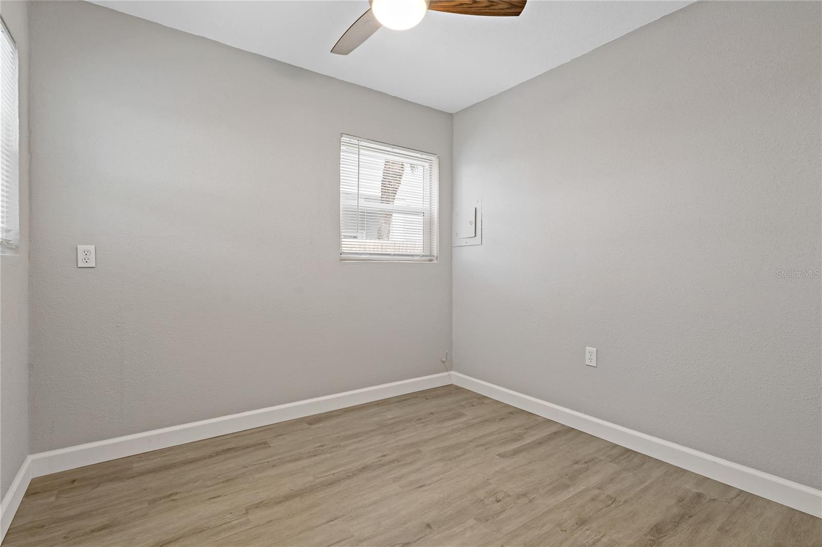 Image 18 of 32 For 8441 Bayshore Drive