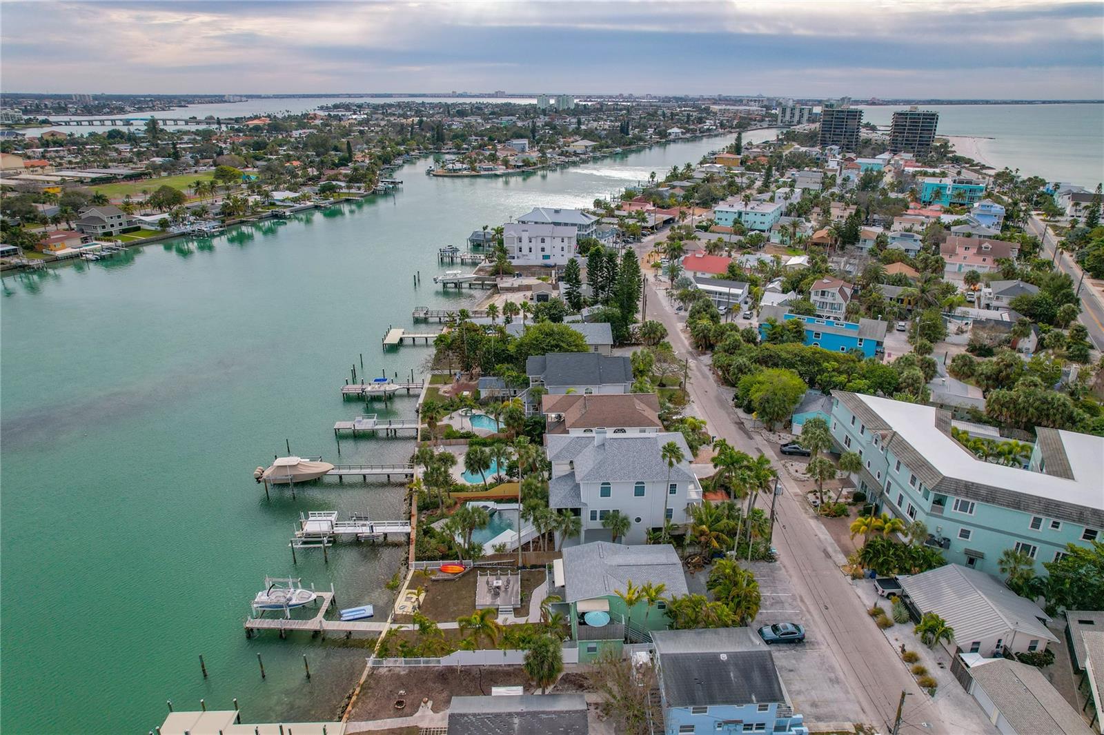 Image 29 of 32 For 8441 Bayshore Drive