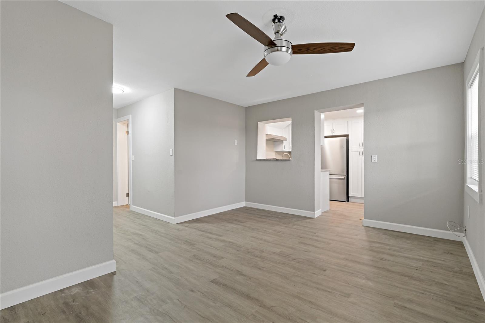 Image 5 of 32 For 8441 Bayshore Drive