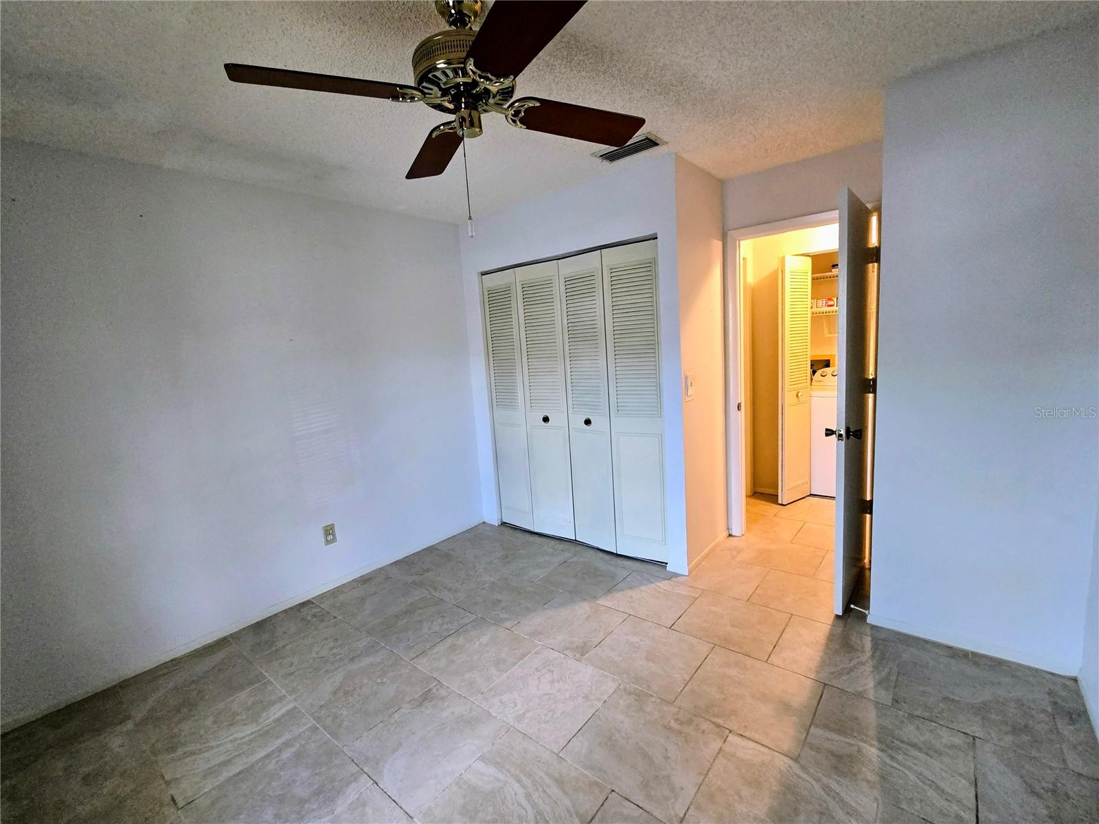 Image 21 of 32 For 3926 La Costa Lane