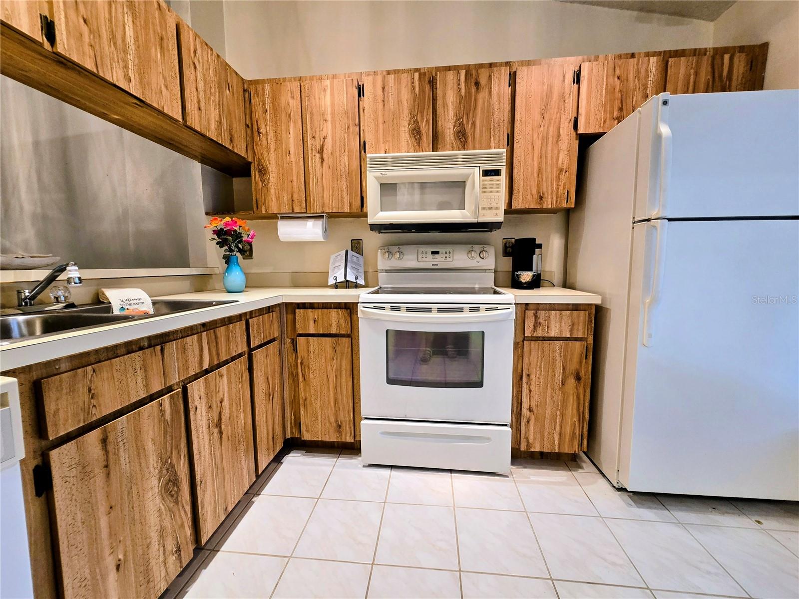 Image 4 of 32 For 3926 La Costa Lane