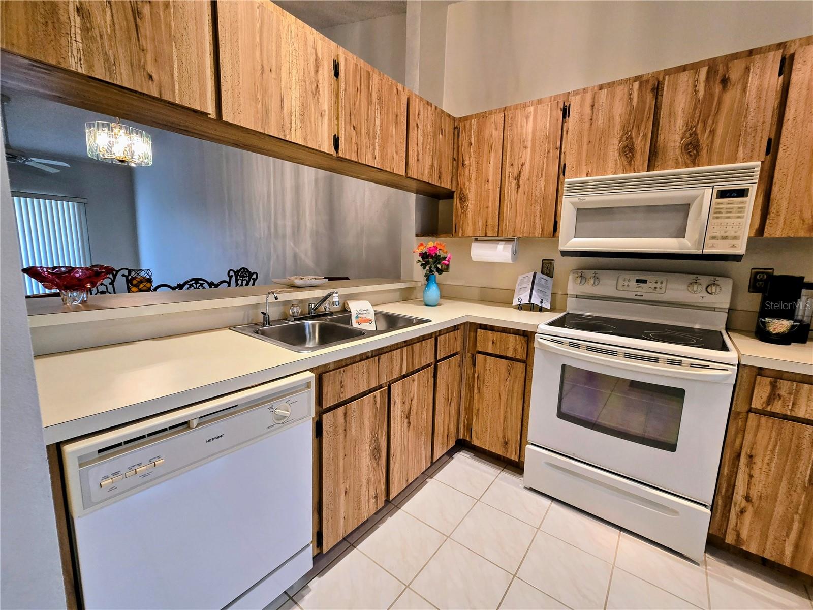 Image 5 of 32 For 3926 La Costa Lane