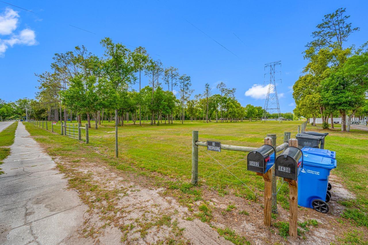 Listing photo id 29 for 0 Hanna Road