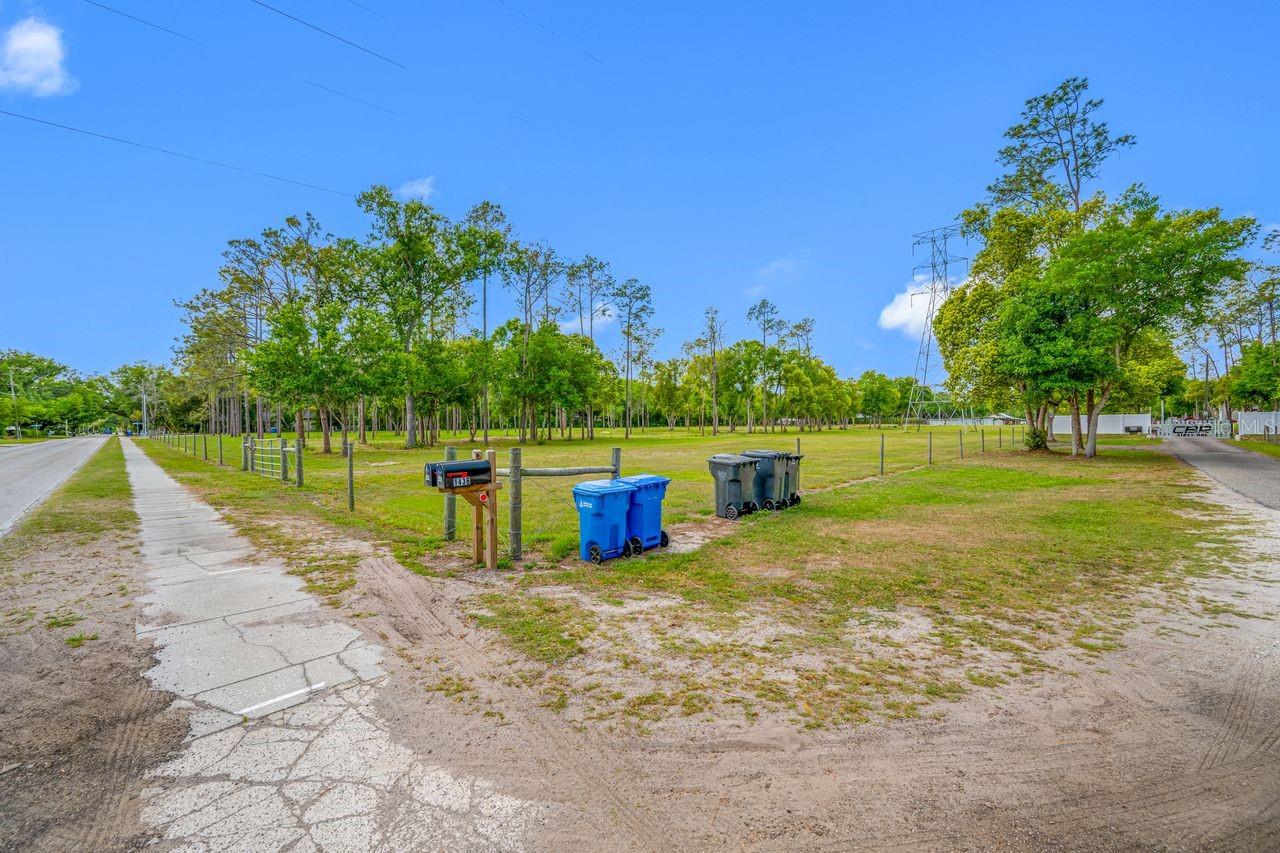 Listing photo id 31 for 0 Hanna Road