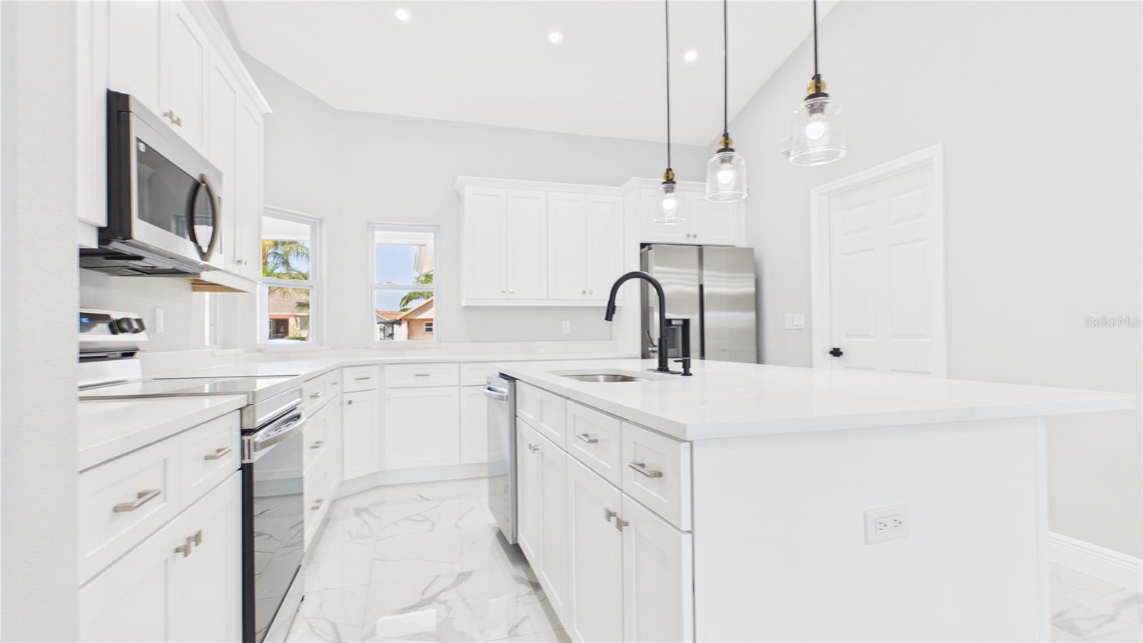 Image 14 of 41 For 8609 Boysenberry Drive