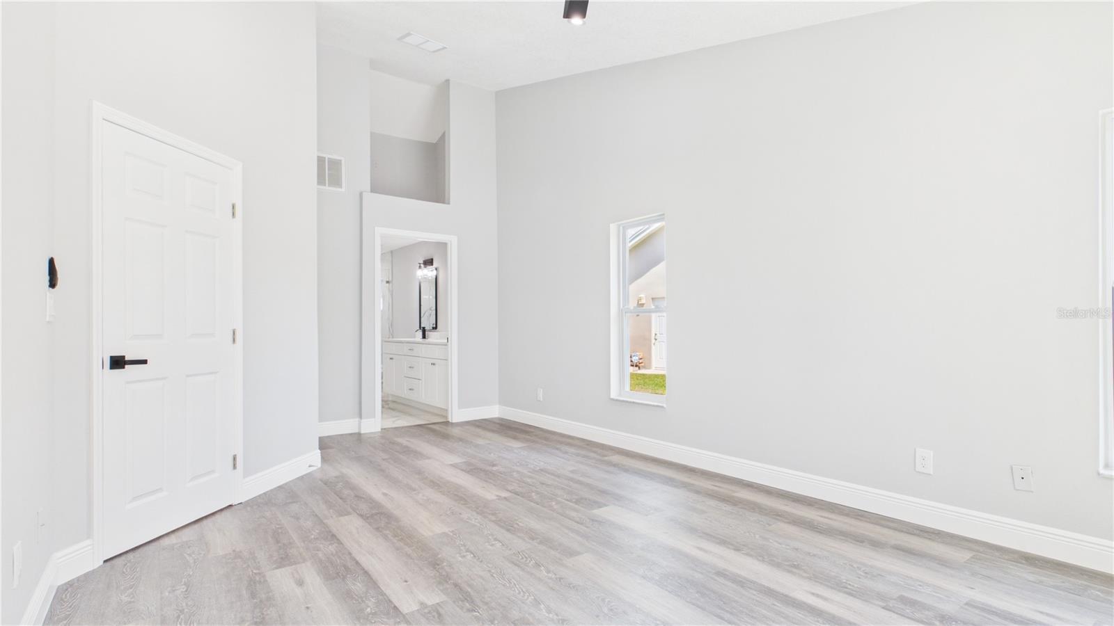 Image 21 of 41 For 8609 Boysenberry Drive