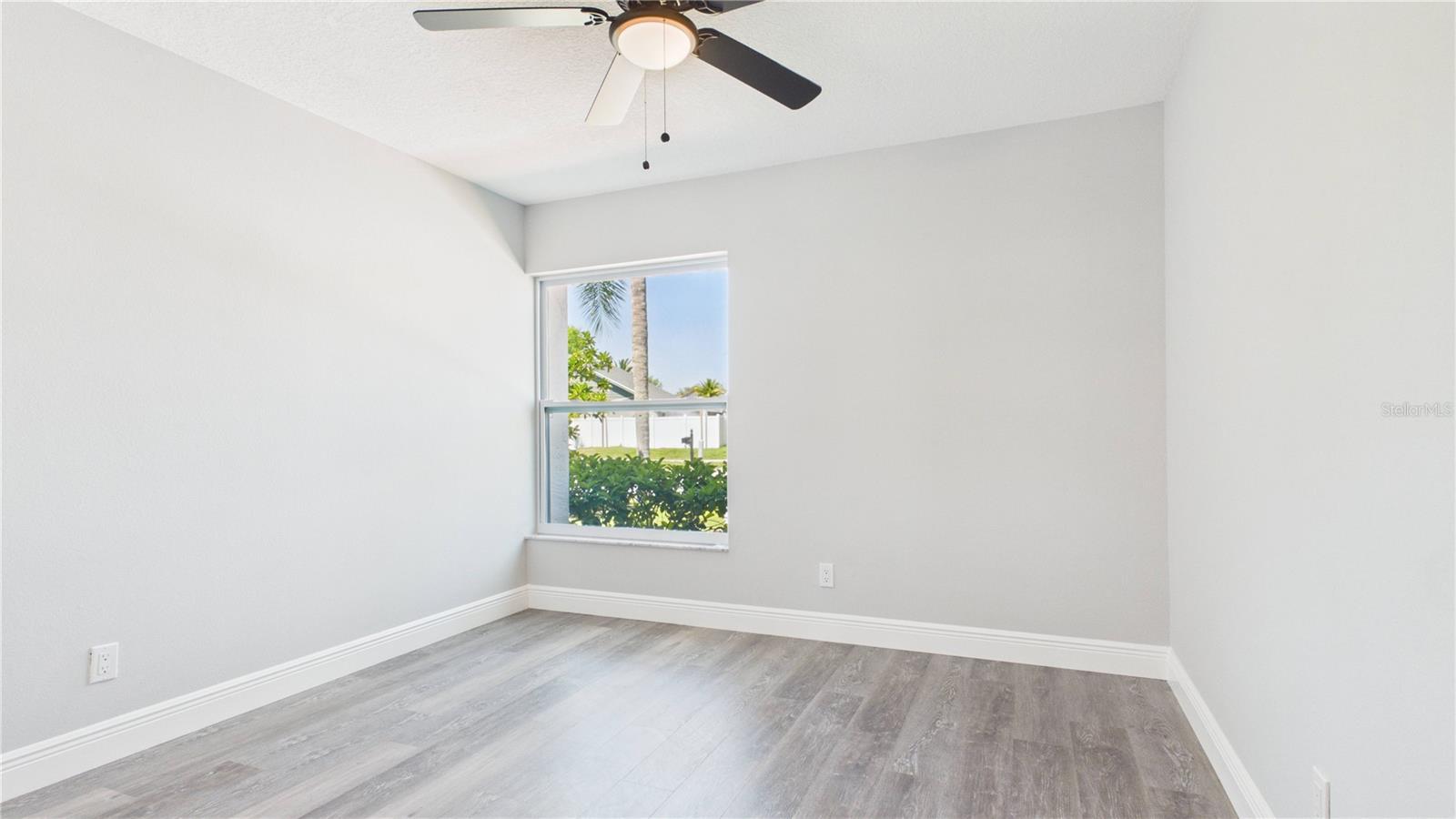 Image 26 of 41 For 8609 Boysenberry Drive