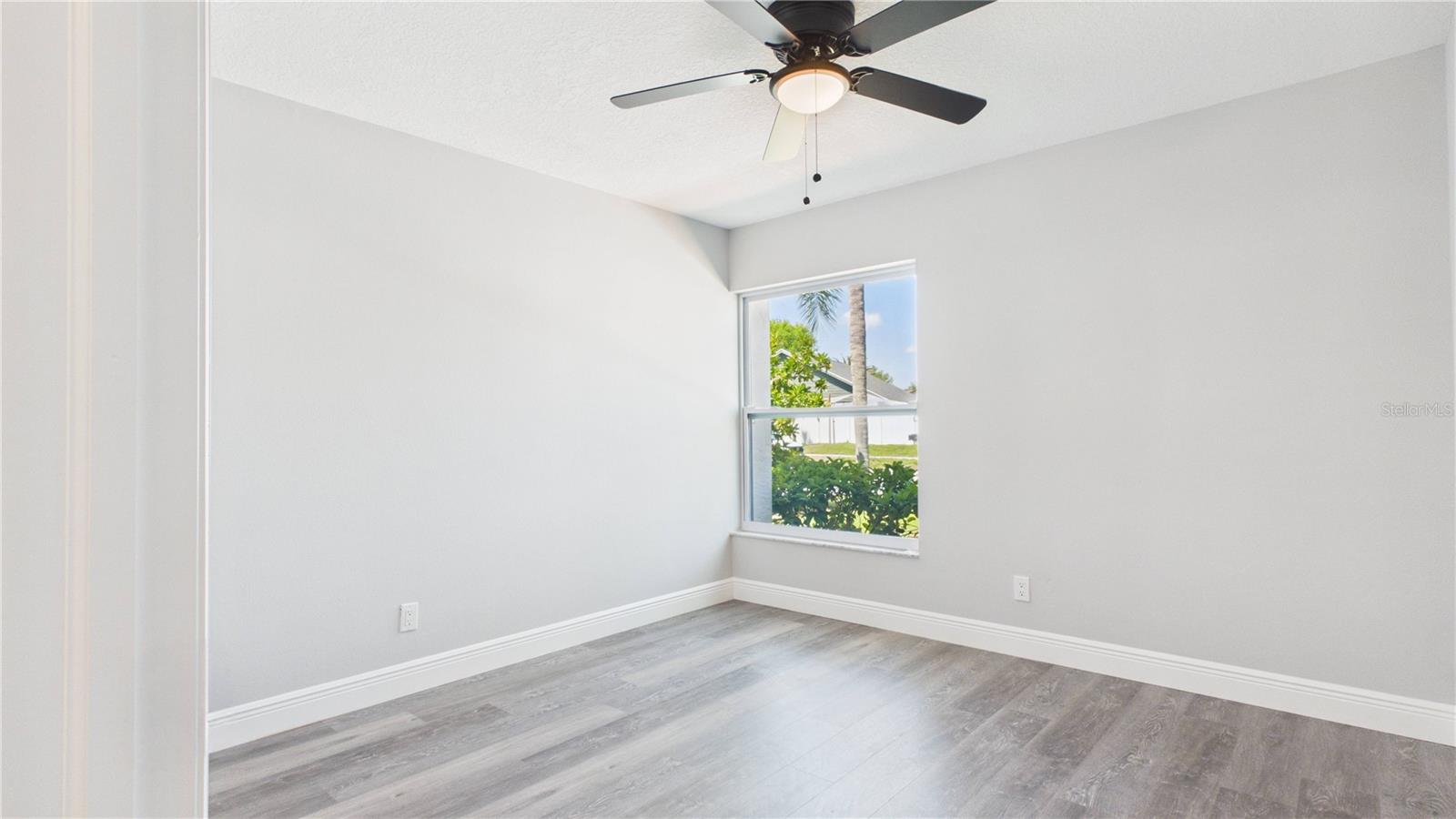 Image 34 of 41 For 8609 Boysenberry Drive