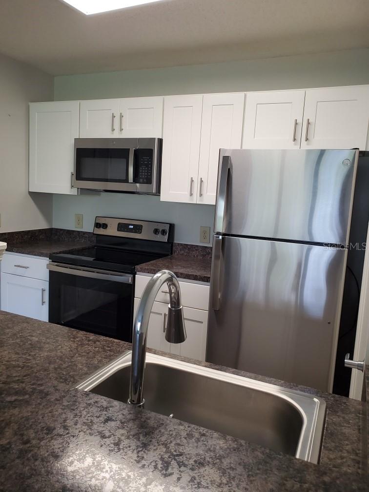 Image 3 of 35 For 11901 4th Street N 11308