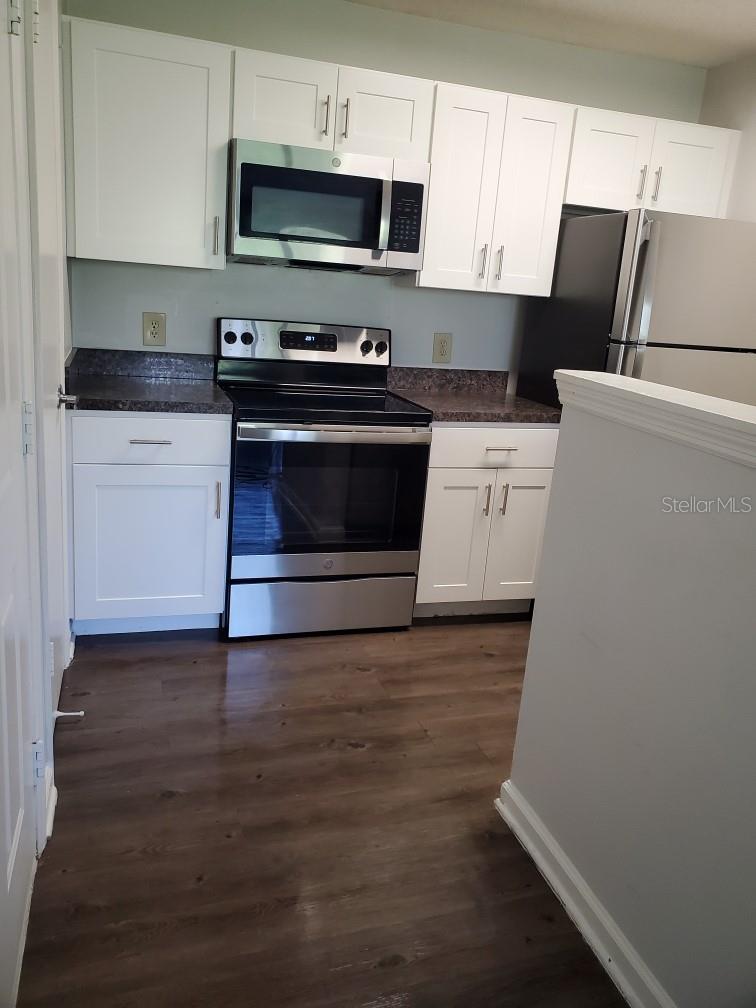 Image 4 of 35 For 11901 4th Street N 11308