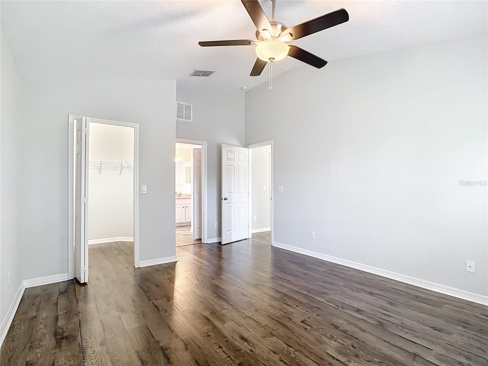 Image 10 of 25 For 3600 24th Avenue N