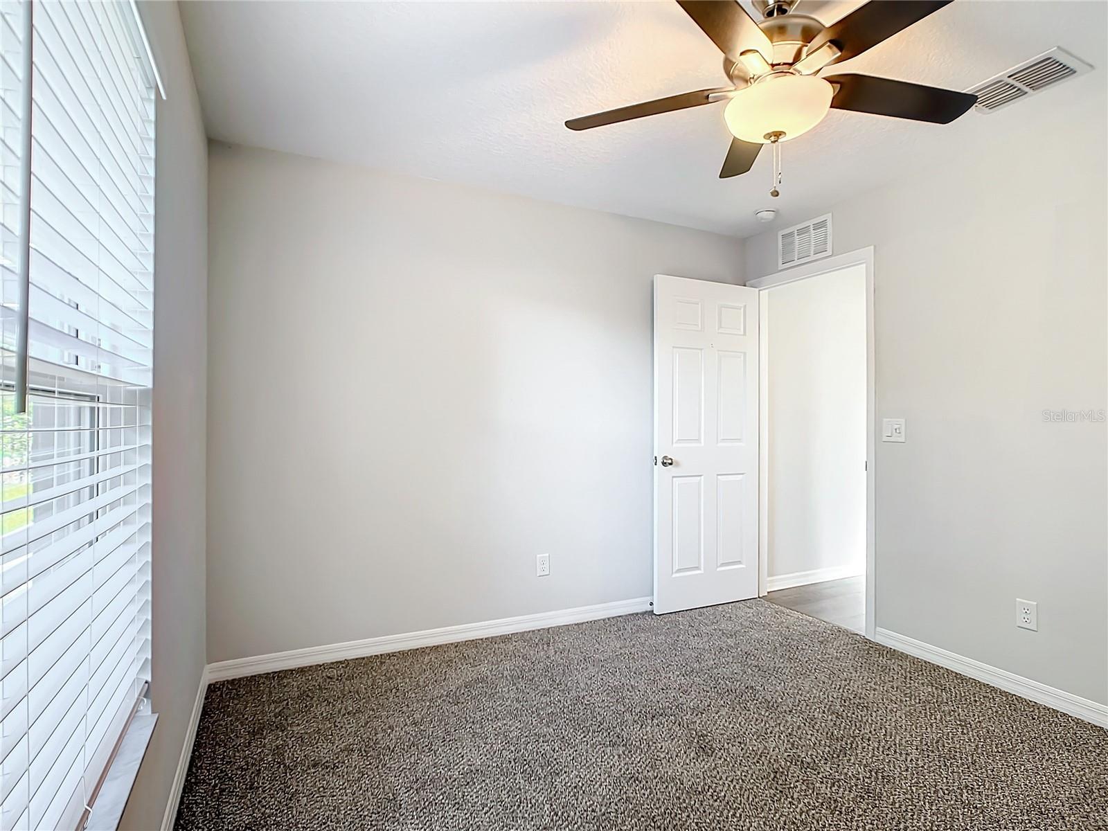 Image 19 of 25 For 3600 24th Avenue N