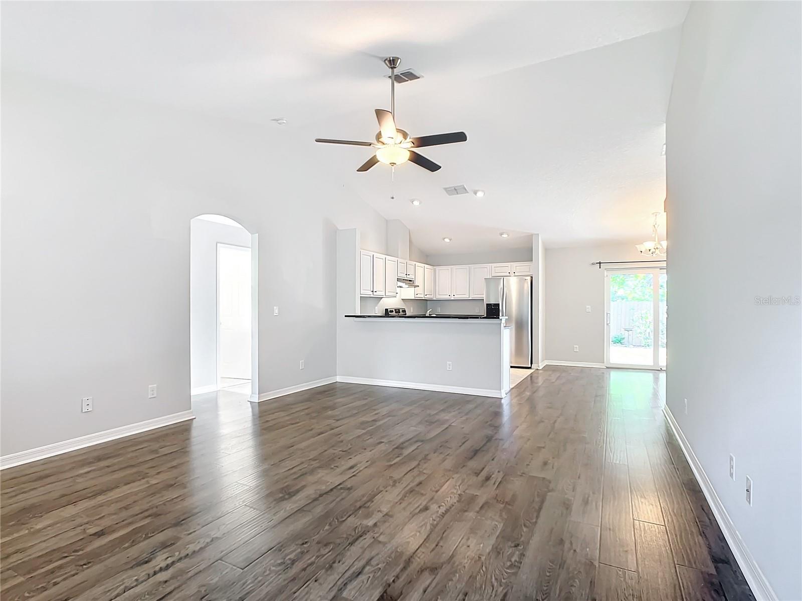 Image 3 of 25 For 3600 24th Avenue N