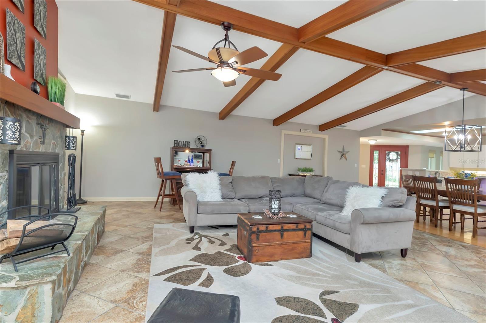 Image 15 of 72 For 8233 Forest Circle