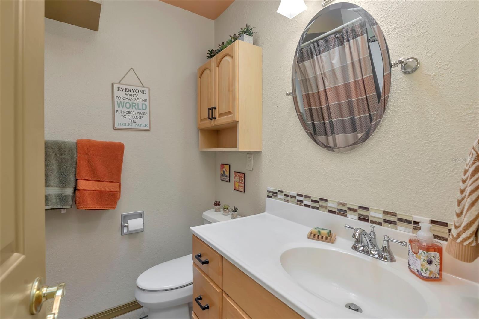 Image 29 of 72 For 8233 Forest Circle